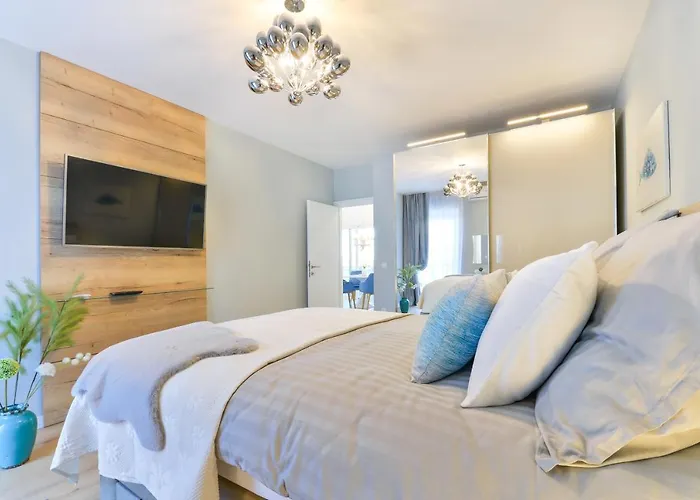 Pia Διαμέρισμα *