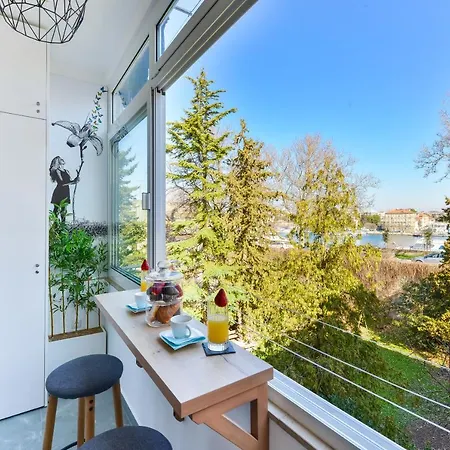 Apartment Pia